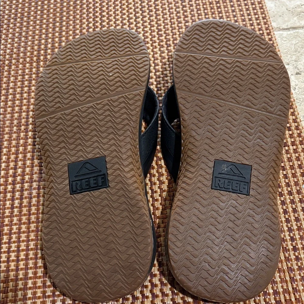 Reef Classic Black Sandals-Size 9
